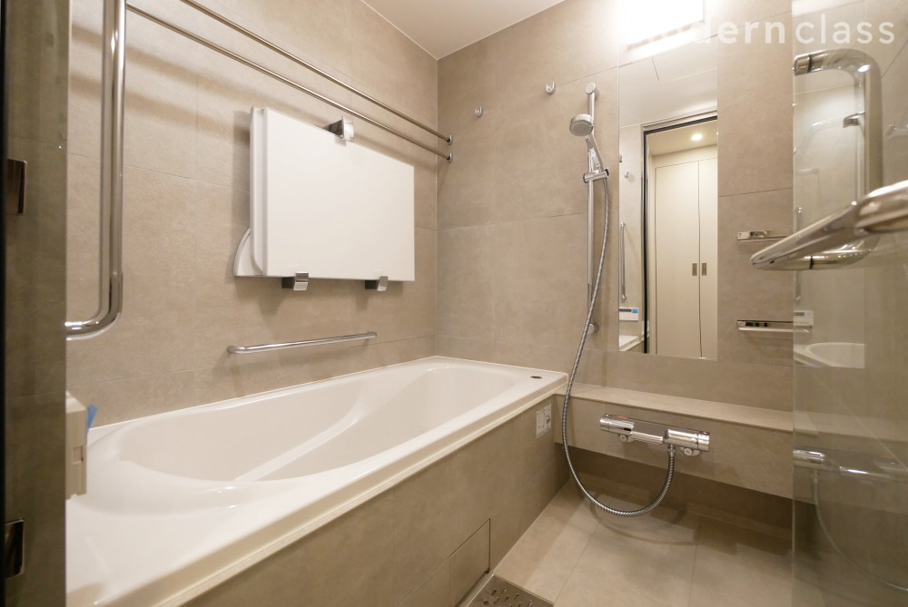 バス・シャワールーム