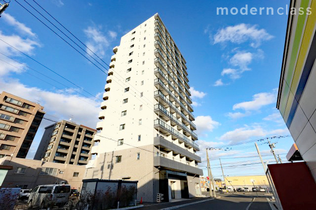 クリスタルガーデン栄町